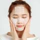 No need to spend a fortune: a 3-minute daily lotion application routine helps your skin recover and become noticeably healthier.