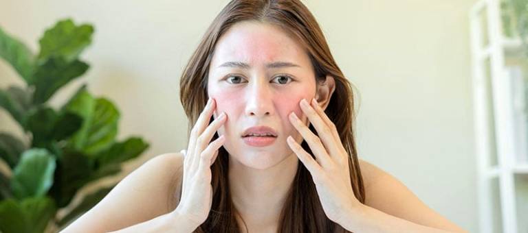 Sagging skin: Causes and 5 natural ingredients to improve firmness.