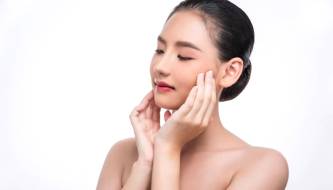 5 simple ways to reduce wrinkles and keep your skin looking youthful.