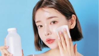 Acid toners aren't just for the face: 4 ways to use them to cleanse, brighten, and reduce acne all over your body.