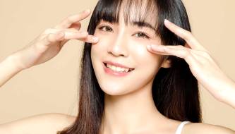 6 simple habits to keep your skin smooth and radiant.
