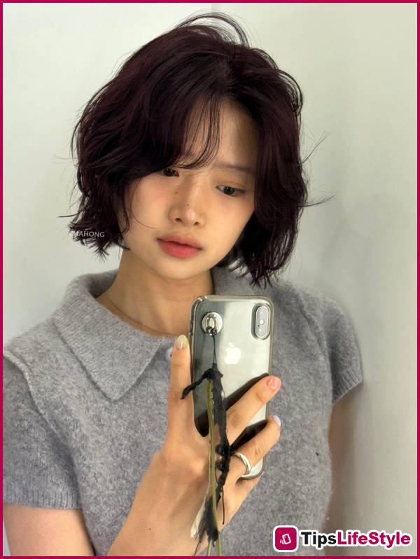 images 5 of 4 amazing short hairstyles that slim down your face; your beauty will flourish after the haircut.