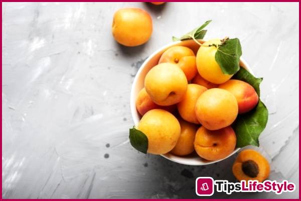 images 1 of Apricots – a 'superfood' for the skin: moisturizing, anti-aging, and natural brightening.