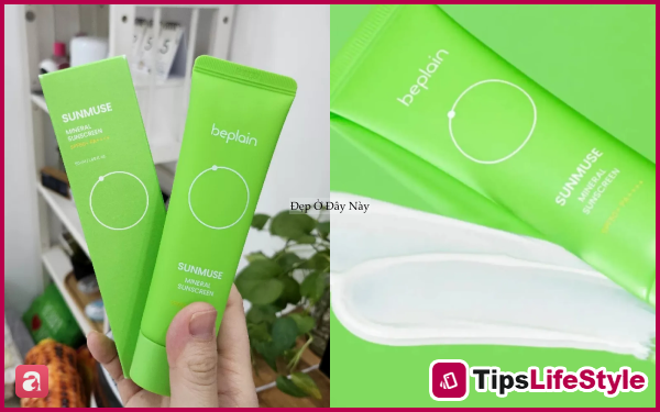 images 4 of 5 blue light-blocking sunscreens suitable for women who frequently use computers and phones.