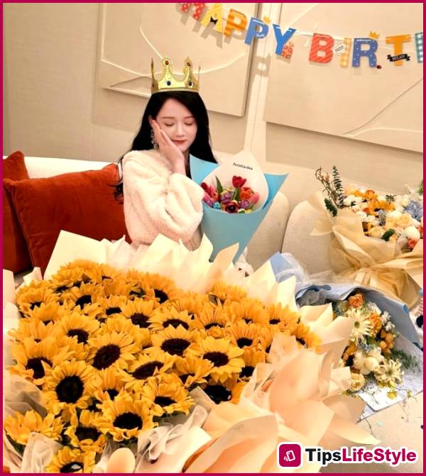 images 2 of At 46, Chen Qiao En still maintains a slim figure thanks to her simple eating habits.