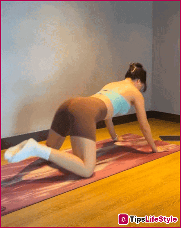 images 1 of Do this exercise 100 times a day: Your lower belly will be flatter, and your waist will be noticeably slimmer in just 2 weeks.