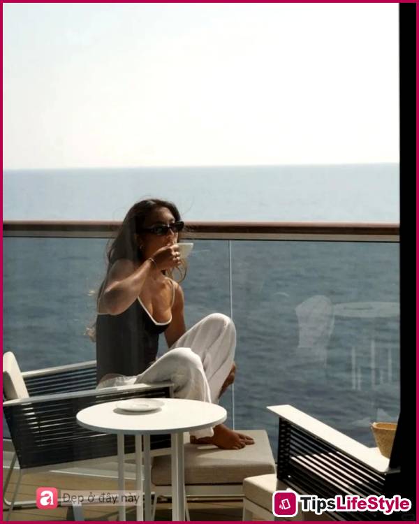 images 15 of 'Old-fashioned' swimwear: No need for revealing outfits, just subtle elegance is enough to look classy!