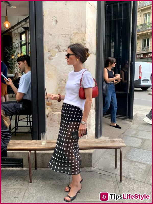images 3 of 5 French-inspired shoe styles that add elegance and flatter your summer dress.