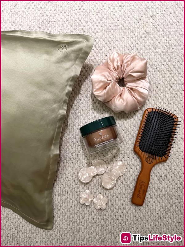 images 4 of 4 habits that will make your skin 'beautiful' while you sleep without spending any money.