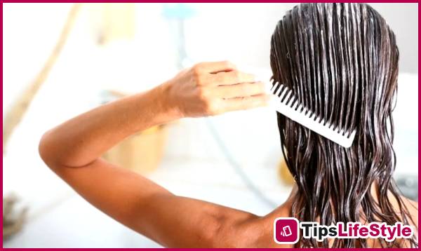 images 1 of Washing your hair in the morning or evening: Choosing the wrong time can cause your hair to become damaged faster.
