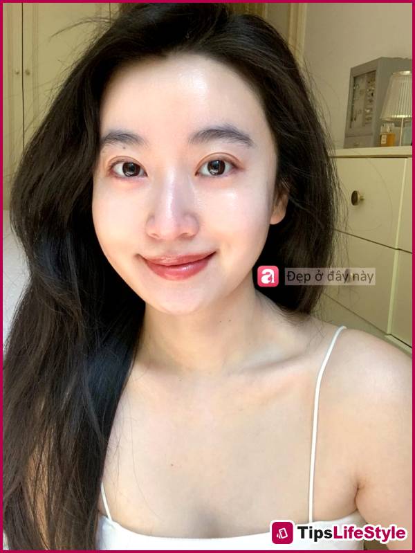 images 7 of Having beautiful skin at 34 doesn't depend on expensive cosmetics, but on these 3 habits.