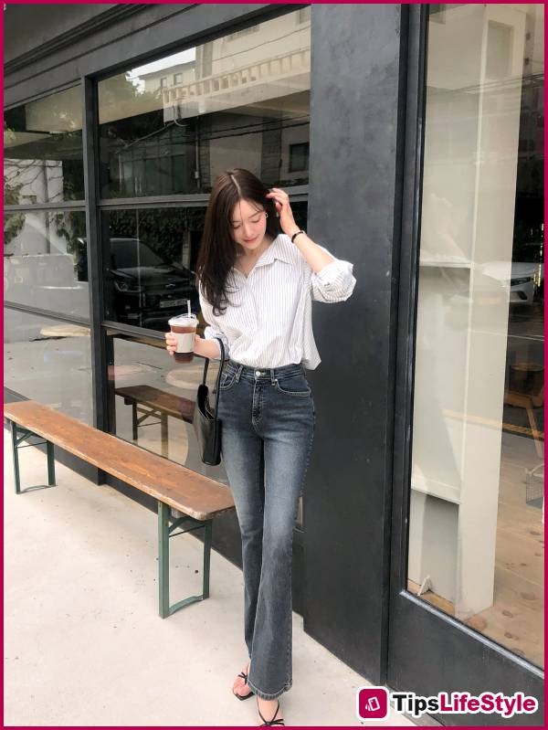 images 5 of 3 types of jeans for petite women that make legs look longer even with high heels or even without legs.