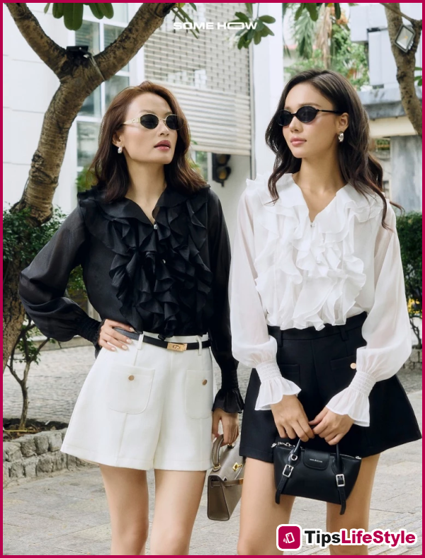 images 5 of Look stylish all week with just one black blouse: Perfect for work or a casual stroll.