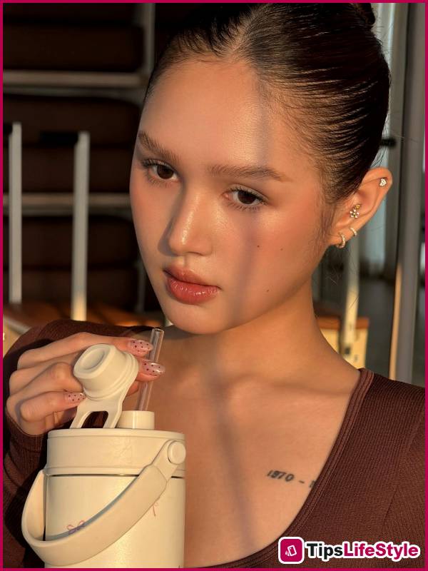 images 3 of Mango Non joins a new beauty 'universe,' and 3/4 of BLACKPINK's beauties are already in it.