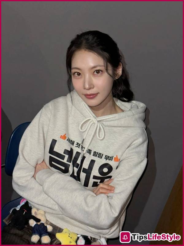 images 11 of Gong Seung Yeon - the perfect beauty that overshadowed IU in Perfect Crown 2026