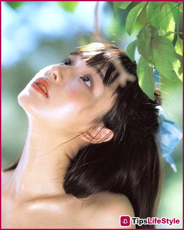 images 2 of 5 principles for using sunscreen in summer to ensure optimal skin protection.