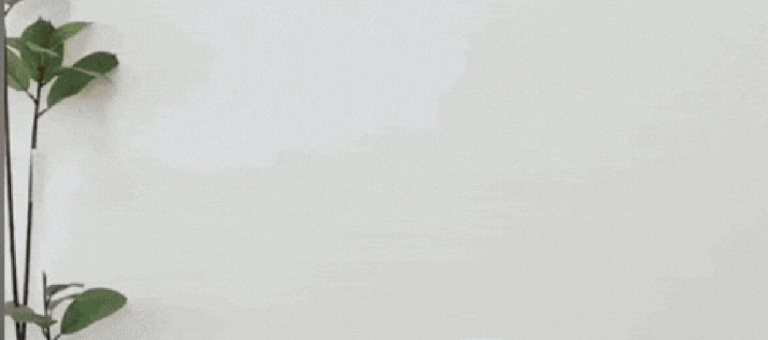 One minute of exercise at home each day helps tighten the waist and slim down the arms and thighs.