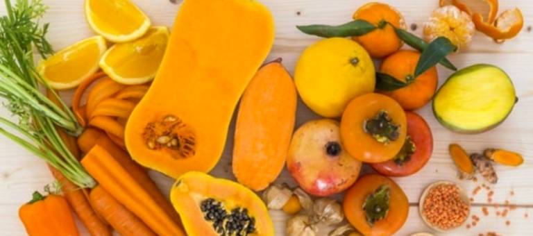 What to eat to protect your skin in the sun: 6 food groups that help boost your skin's defenses from within.