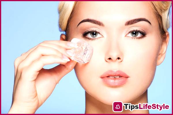 images 2 of 6 signs that make your face look older than your age and how to effectively improve it.