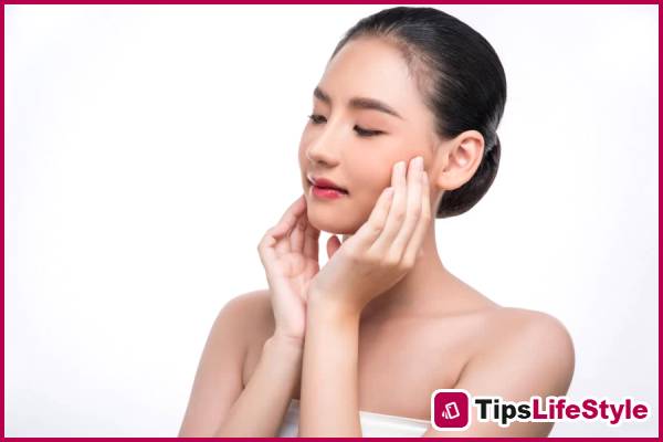 images 2 of 5 simple ways to reduce wrinkles and keep your skin looking youthful.
