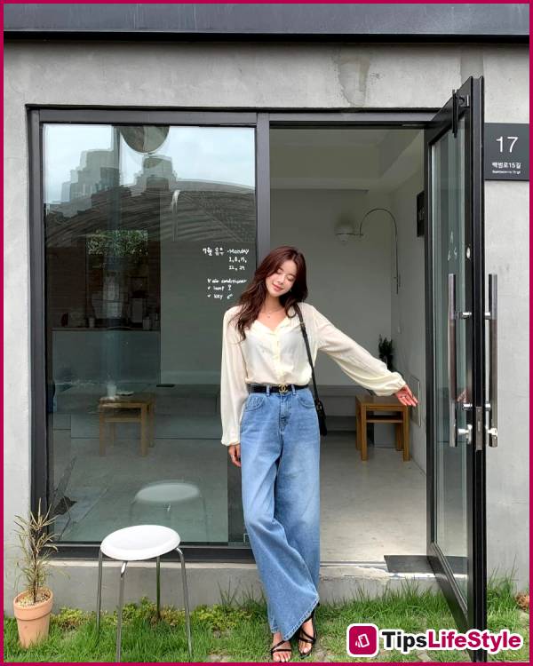 images 2 of How to style wide-leg jeans for summer: Stay cool and fashionable.