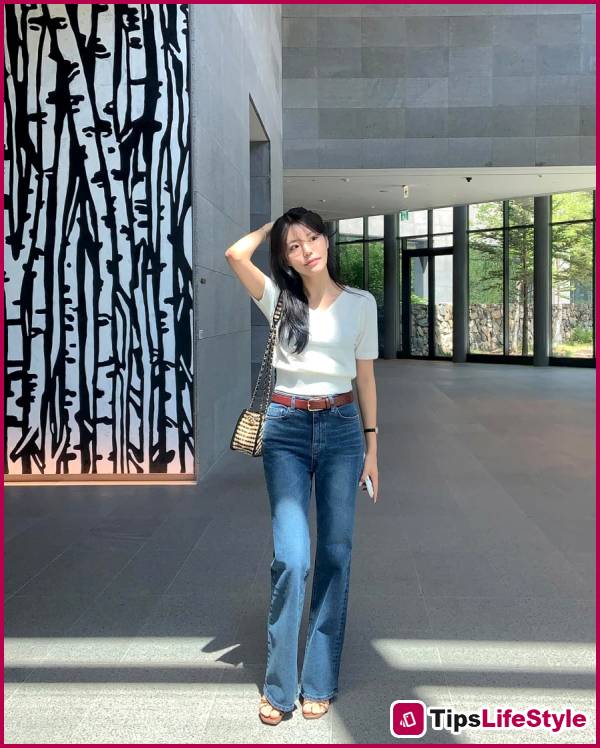 images 3 of How to style wide-leg jeans for summer: Stay cool and fashionable.