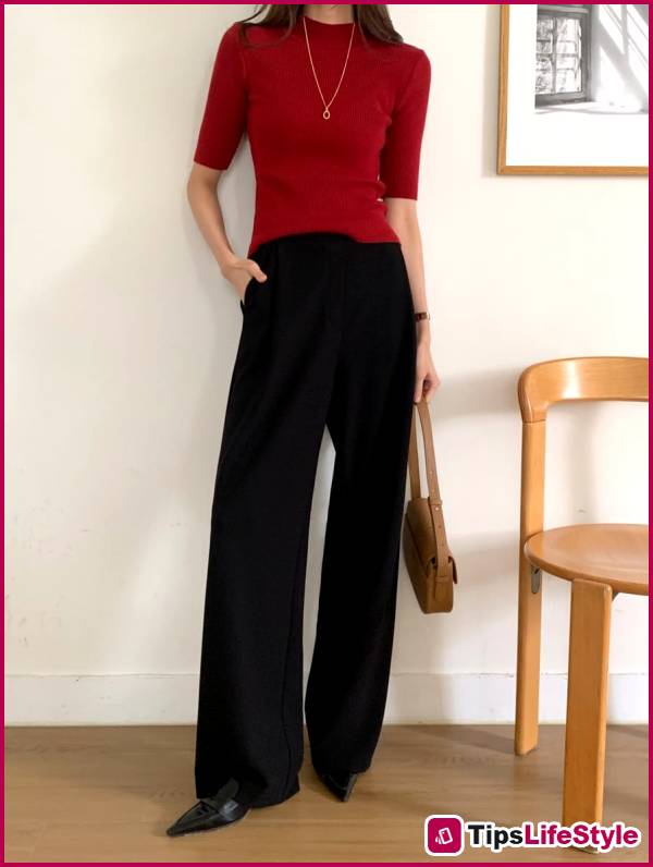 images 3 of 5 summer items that make you look taller and more balanced without high heels.