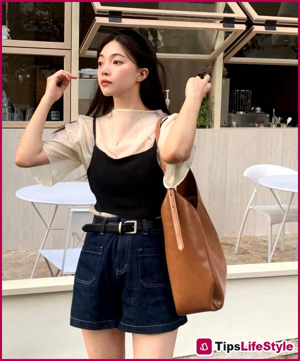 images 3 of 5 summer outfit ideas to help you look younger without being overly complicated.
