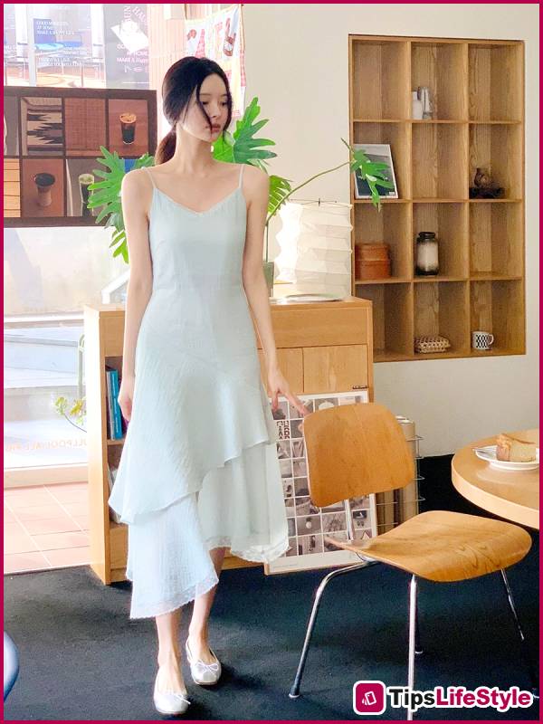 images 1 of 5 super lightweight and breezy dress styles you absolutely must have this summer.
