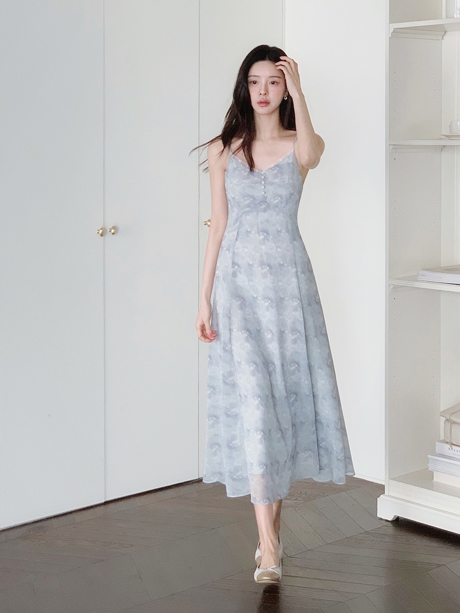images 2 of 5 super lightweight and breezy dress styles you absolutely must have this summer.