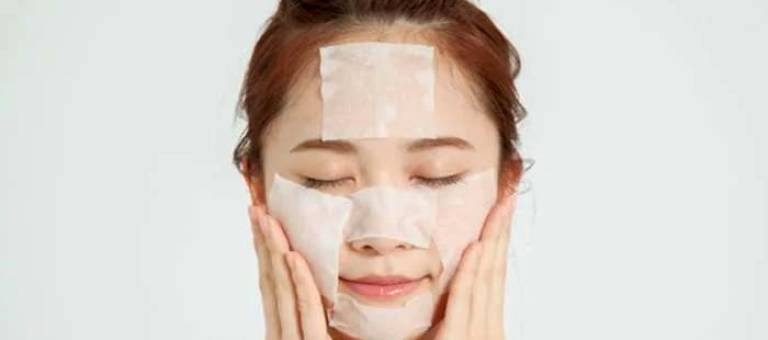 No need to spend a fortune: a 3-minute daily lotion application routine helps your skin recover and become noticeably healthier.
