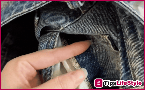 images 17 of No need to try them on, here's a trick to tell the difference between genuine and fake jeans just by looking at them!