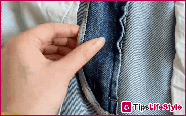 images 9 of No need to try them on, here's a trick to tell the difference between genuine and fake jeans just by looking at them!