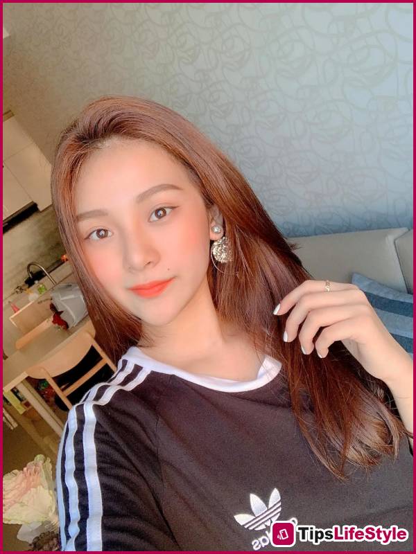 images 2 of Tam Triều Dâng and her radiant beauty will shine in 2026.
