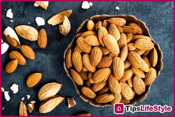 images 1 of 4 types of seeds that help nourish healthy skin from within.