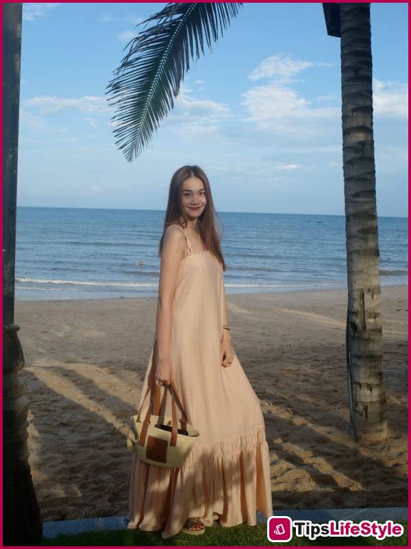 images 1 of 5 types of summer dresses popularized by Vietnamese beauties: Look great in them, never get boring.