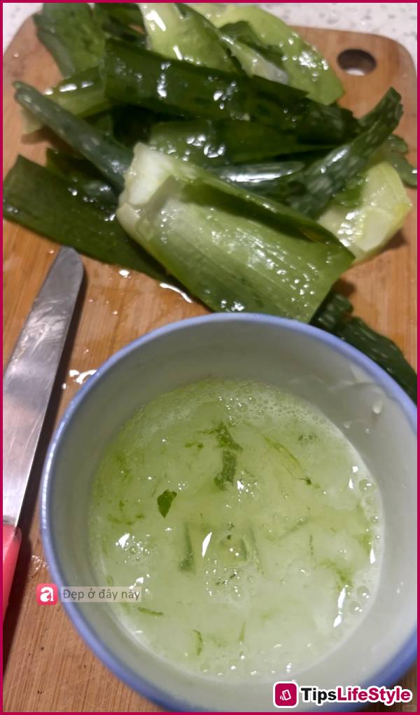 images 3 of I used to think you needed expensive conditioner to get soft, smooth hair, until I tried this two-ingredient recipe.