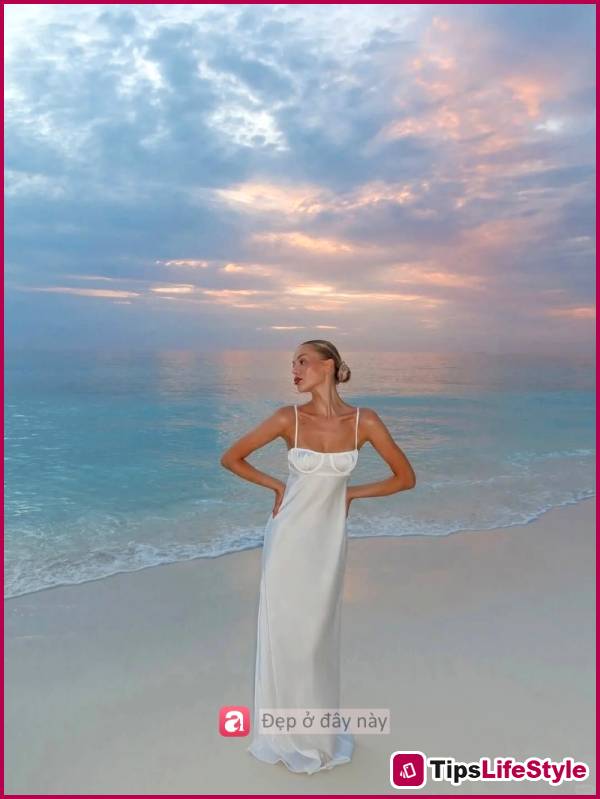 images 7 of Why is a white dress always a top choice for the beach?