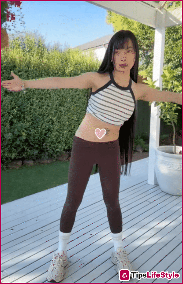 images 12 of A woman in her 40s does hip-shaking 100 times a day for 15 years, and regardless of whether she's curvy or slim, she still has a slender waist.